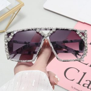 Outdoor Rhinestone Hollowed Out Anti-UV Sunglasses